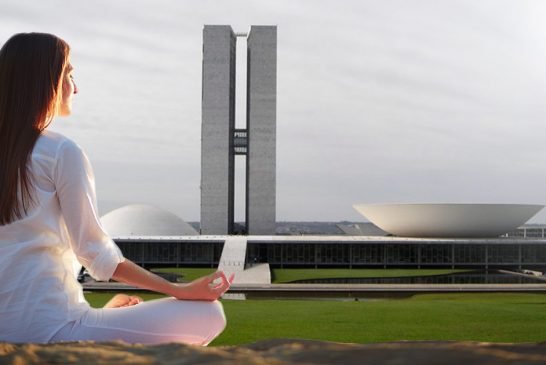 A política sob a visão do Yoga